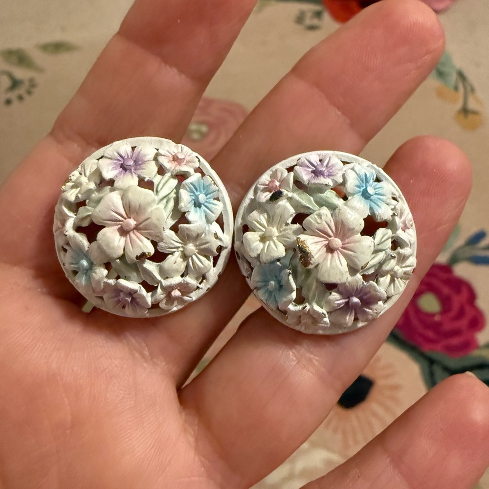 Pastel Floral Vintage Button‎ Earrings